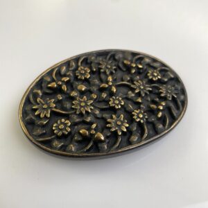 ANTIQUED BRONZE CARVED FLORAL DESIGN BELT BUCKLE in BRASS