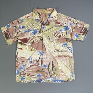 KILLER! 1970S-80S ALL OVER SURF BEACH HUT PRINT SHORT SLEEVE BUTTON DOWN SHIRT in GREEN, BURG