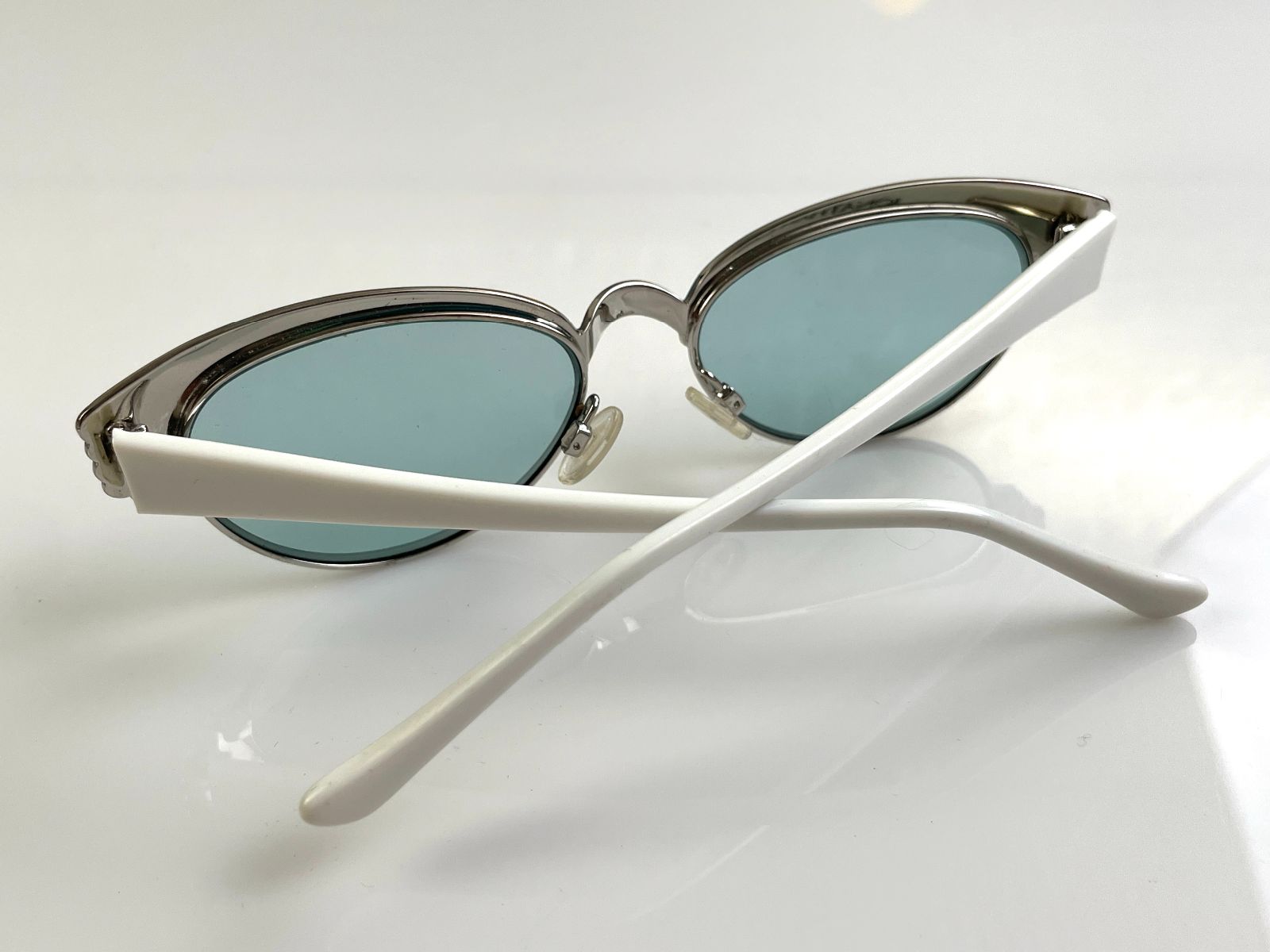 JONATHAN CATE MADE IN ITALY 1950S STYLE ORNATE FRAME CAT EYE - HOTSIE TOTSIE in SILVER, BLUE