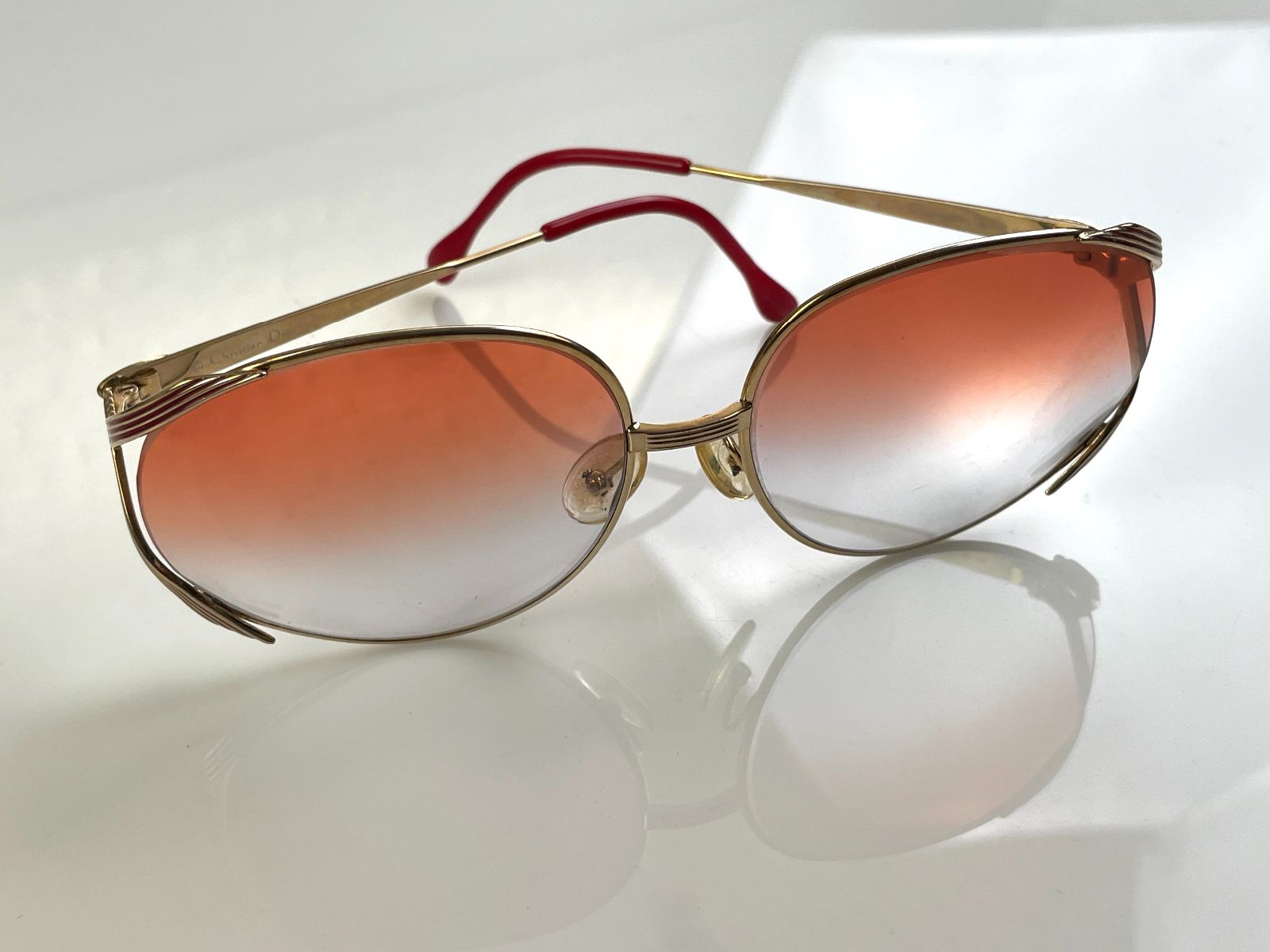 CHRISTIAN DIOR GORGEOUS! 1970S DIOR GOLD BUTTERFLY FRAME CUSTOM GRADIENT LENSE in GOLD, RED, AMBER