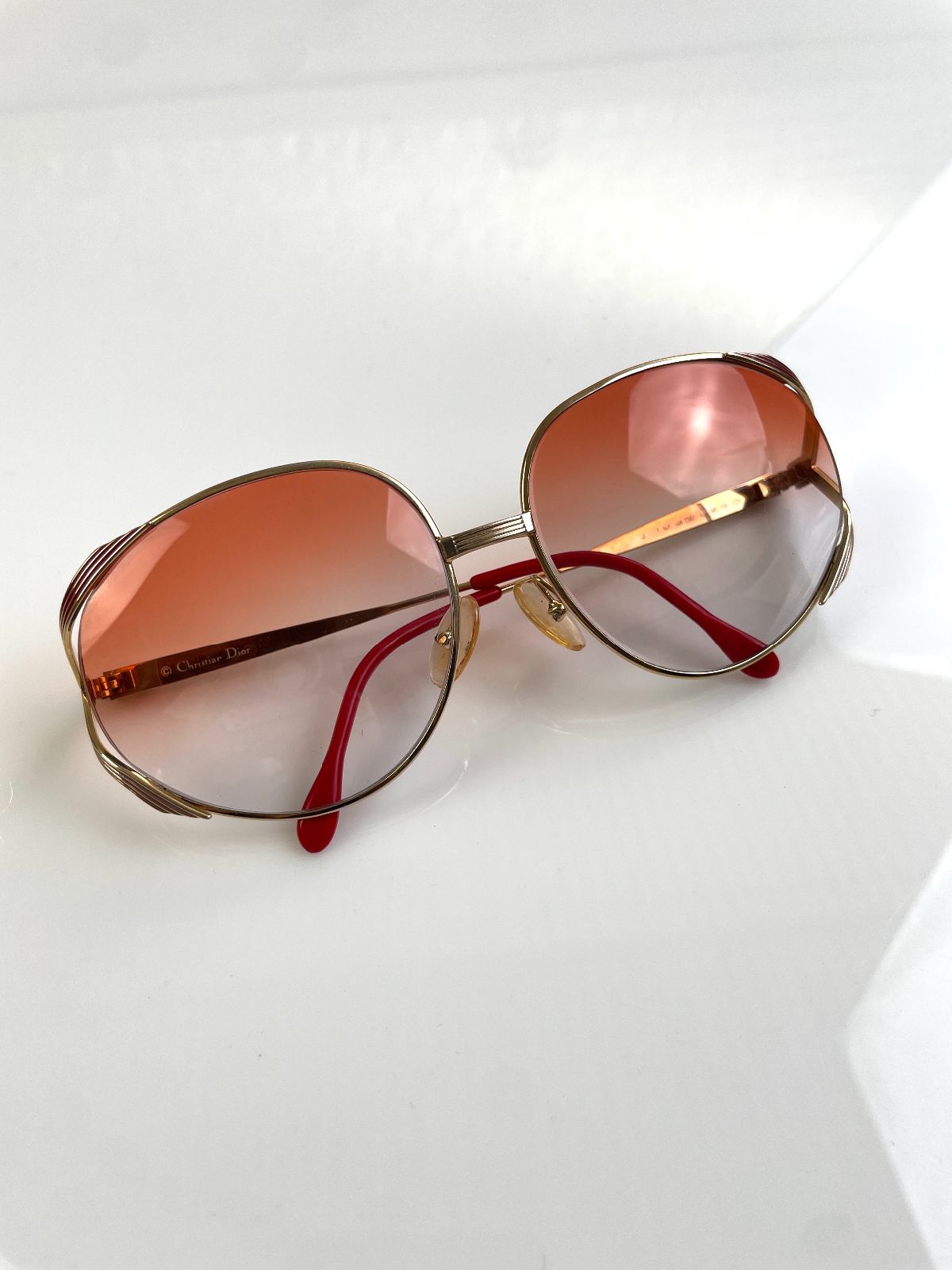 CHRISTIAN DIOR GORGEOUS! 1970S DIOR GOLD BUTTERFLY FRAME CUSTOM GRADIENT LENSE in GOLD, RED, AMBER