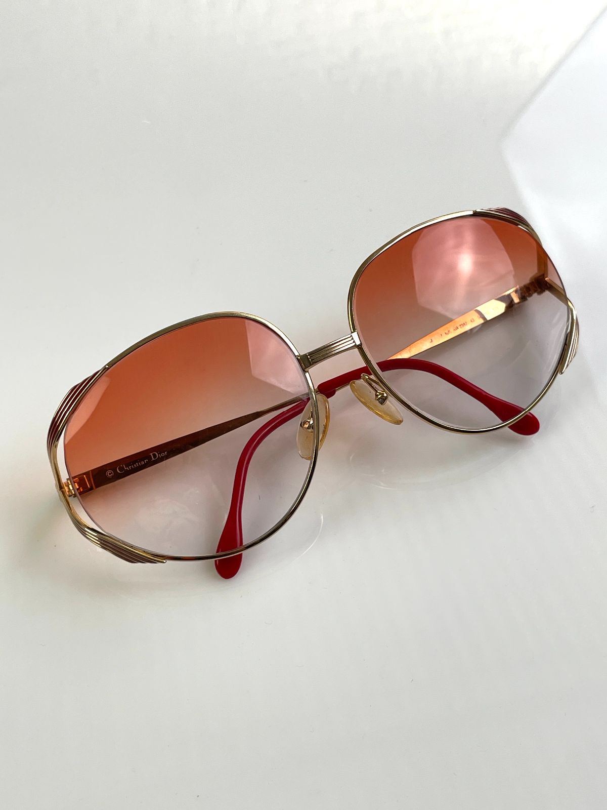 CHRISTIAN DIOR GORGEOUS! 1970S DIOR GOLD BUTTERFLY FRAME CUSTOM GRADIENT LENSE in GOLD, RED, AMBER