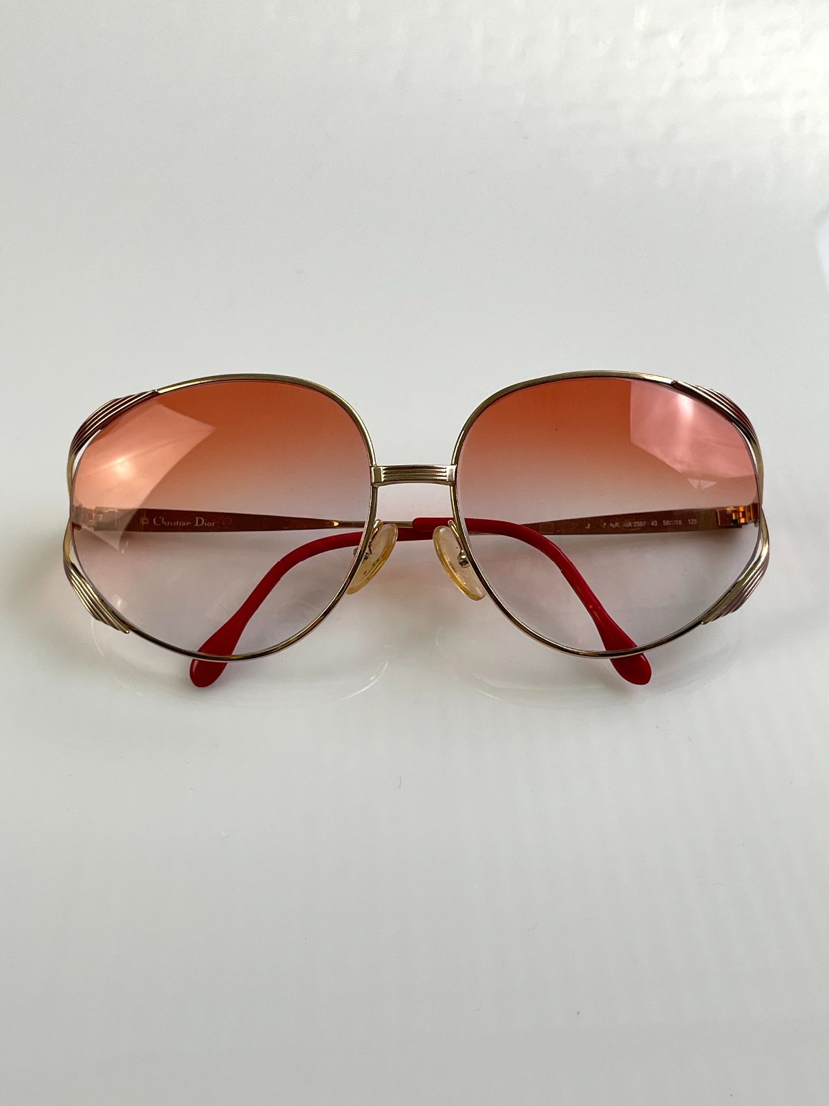 CHRISTIAN DIOR GORGEOUS! 1970S DIOR GOLD BUTTERFLY FRAME CUSTOM GRADIENT LENSE in GOLD, RED, AMBER