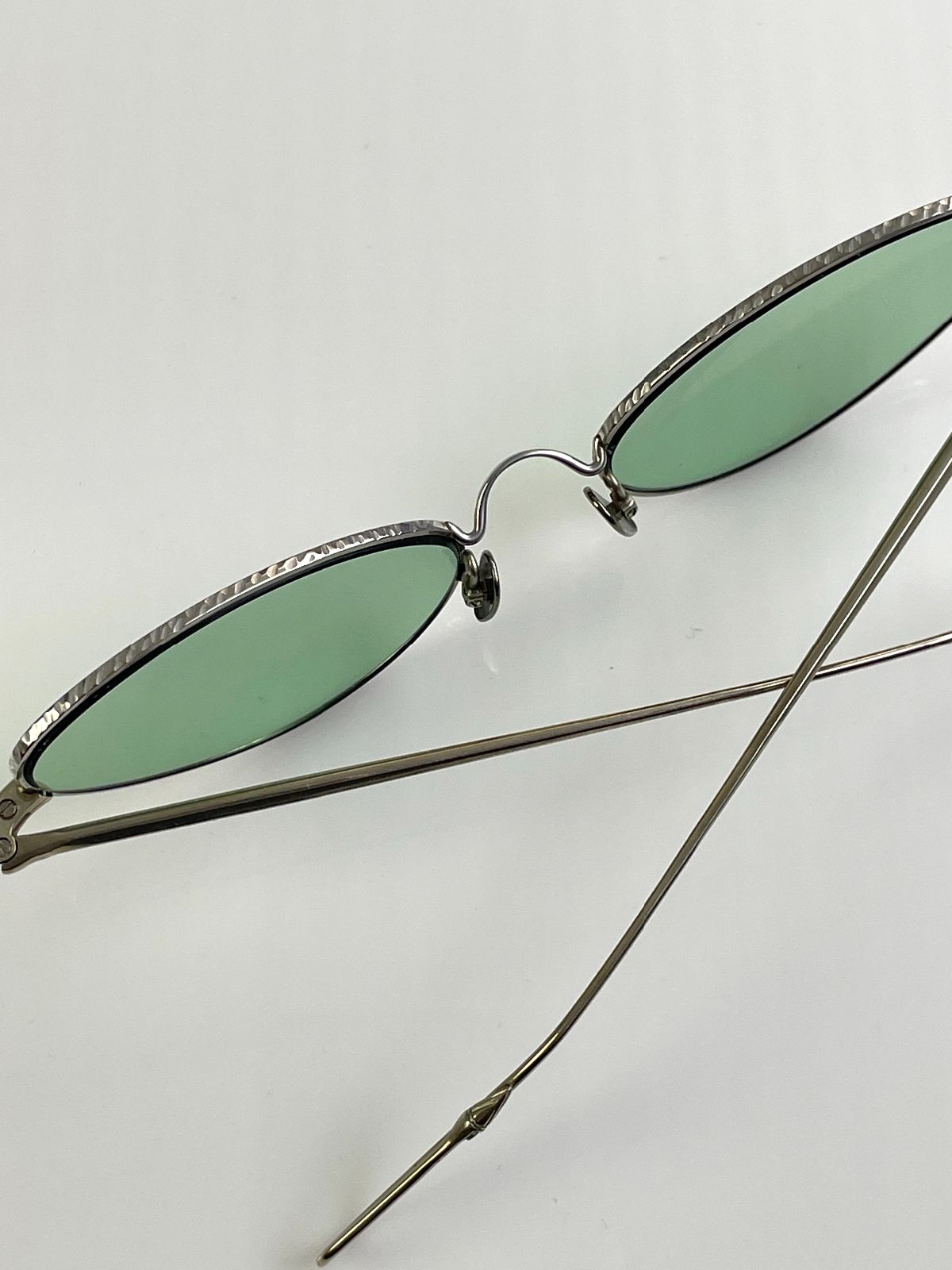 RARE! 18K WHITE GOLD WIRE RIM ROUNDED CATEYE SUNGLASSES *NEVER RELEASED in SILVER, BLUE