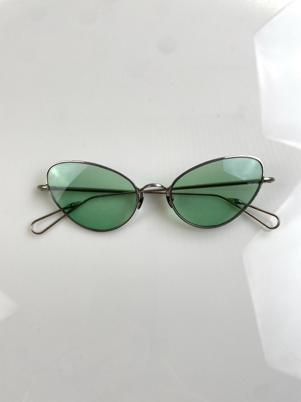 RARE! 18K WHITE GOLD WIRE RIM ROUNDED CATEYE SUNGLASSES *NEVER RELEASED in SILVER, BLUE