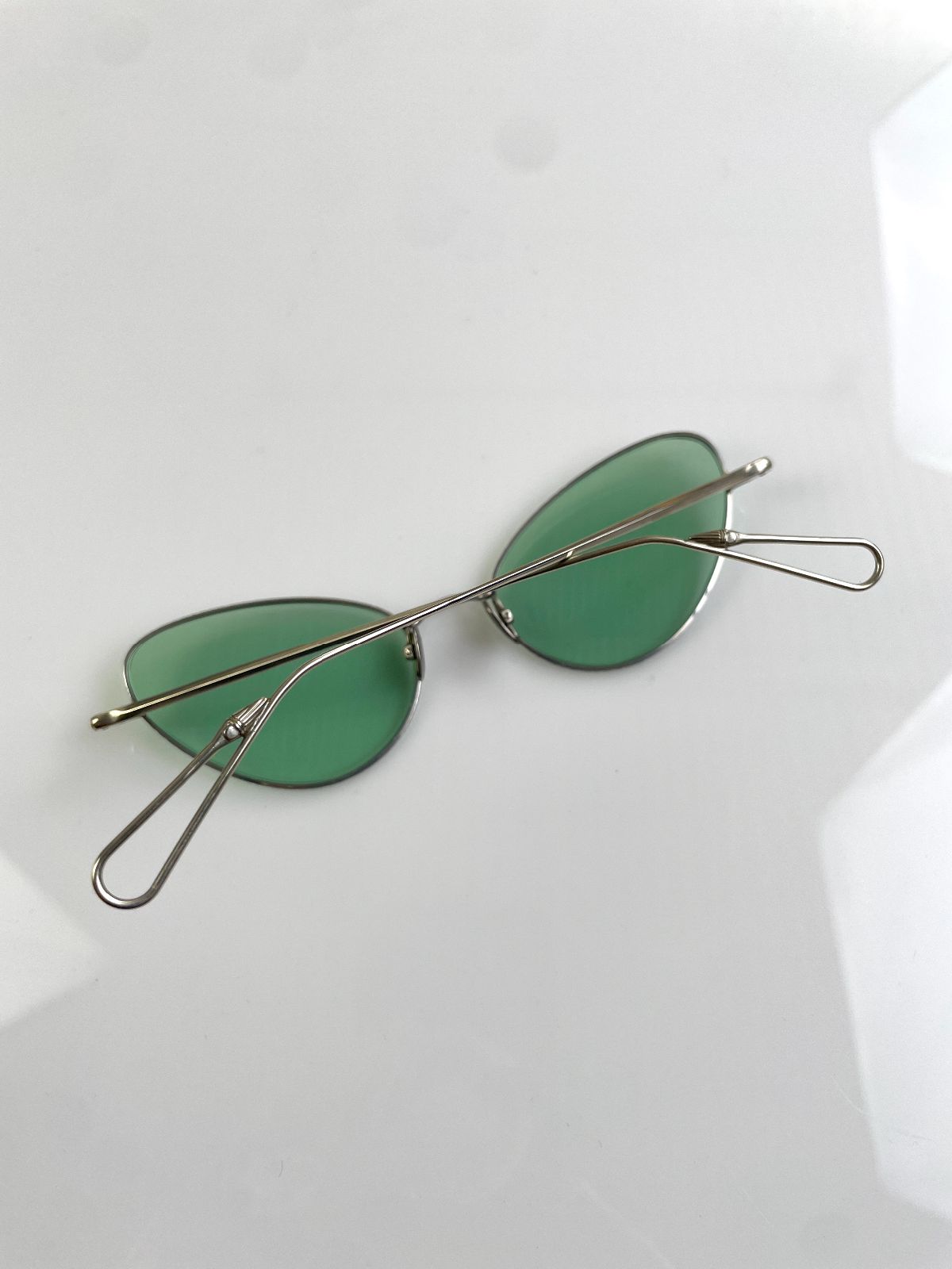 RARE! 18K WHITE GOLD WIRE RIM ROUNDED CATEYE SUNGLASSES *NEVER RELEASED in SILVER, BLUE