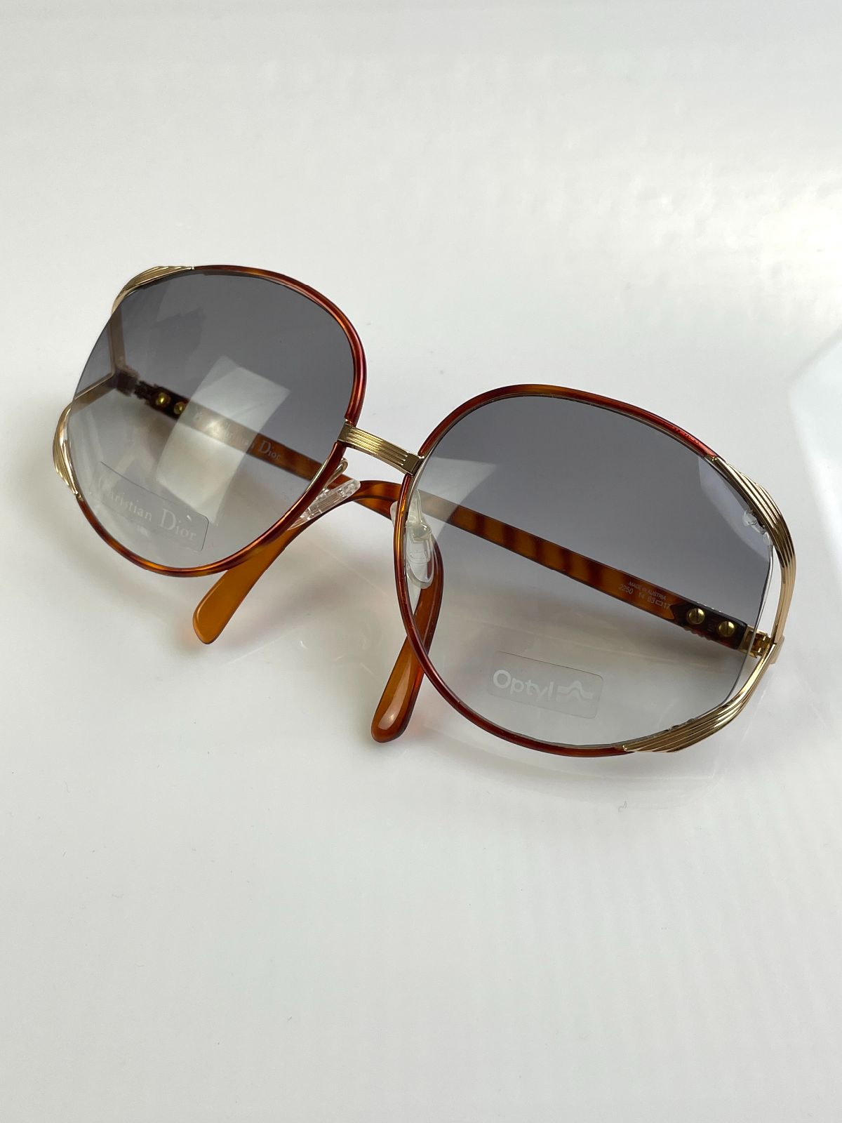 CHRISTIAN DIOR *AS-IS* 1970S DEADSTOCK DIOR GOLD BUTTERFLY FRAME SUNGLASSES in GOLD, AMBER