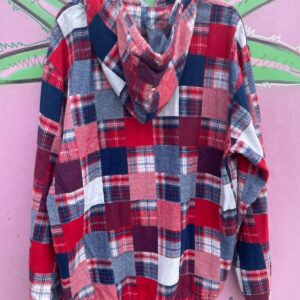 THE VERMONT FLANNEL CO 1990S PATCHWORK PLAID ZIPUP HOODED JACKET in RED, BLUE, WHITE
