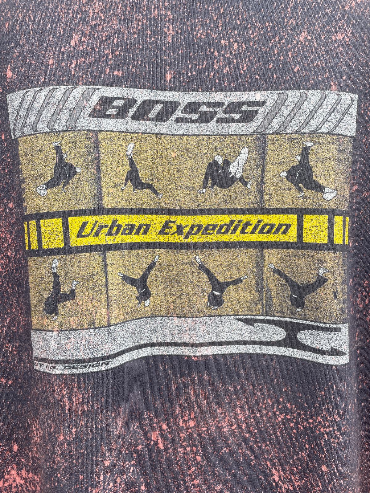 BOSS BLEACH SPLATTERED BOSS URBAN EXPEDITION BREAKDANCING GRAPHIC SINGLE STITCH T-SHIRT in BLACK, PINK