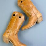 MADE IN USA TAN LEATHER CIRCLE CUT-OUT PULL-ON WESTERN COWBOY BOOTS
