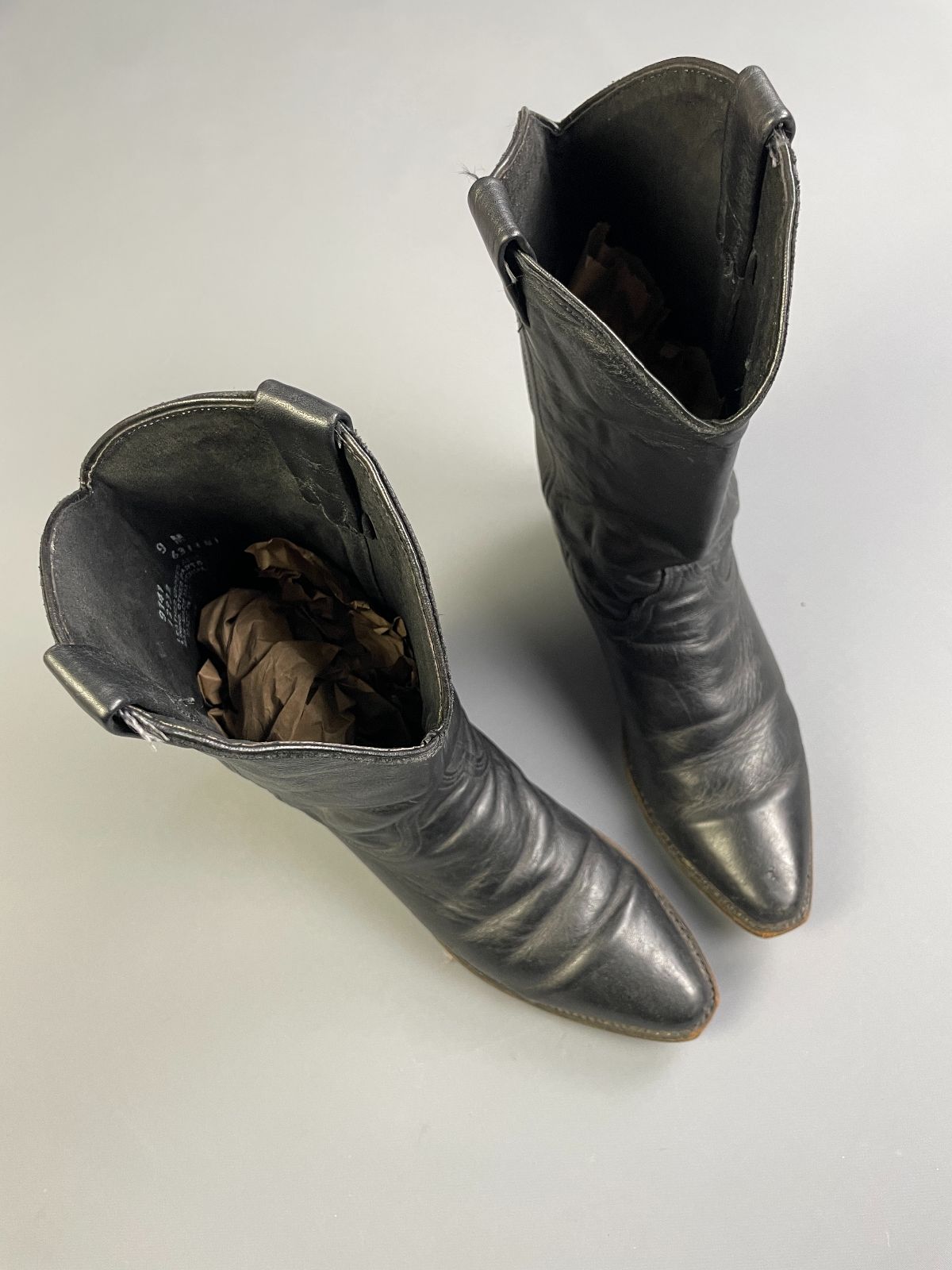 1980S SUPER SOFT BLACK LEATHER WESTERN COWBOY BOOTS MADE IN USA in BLACK