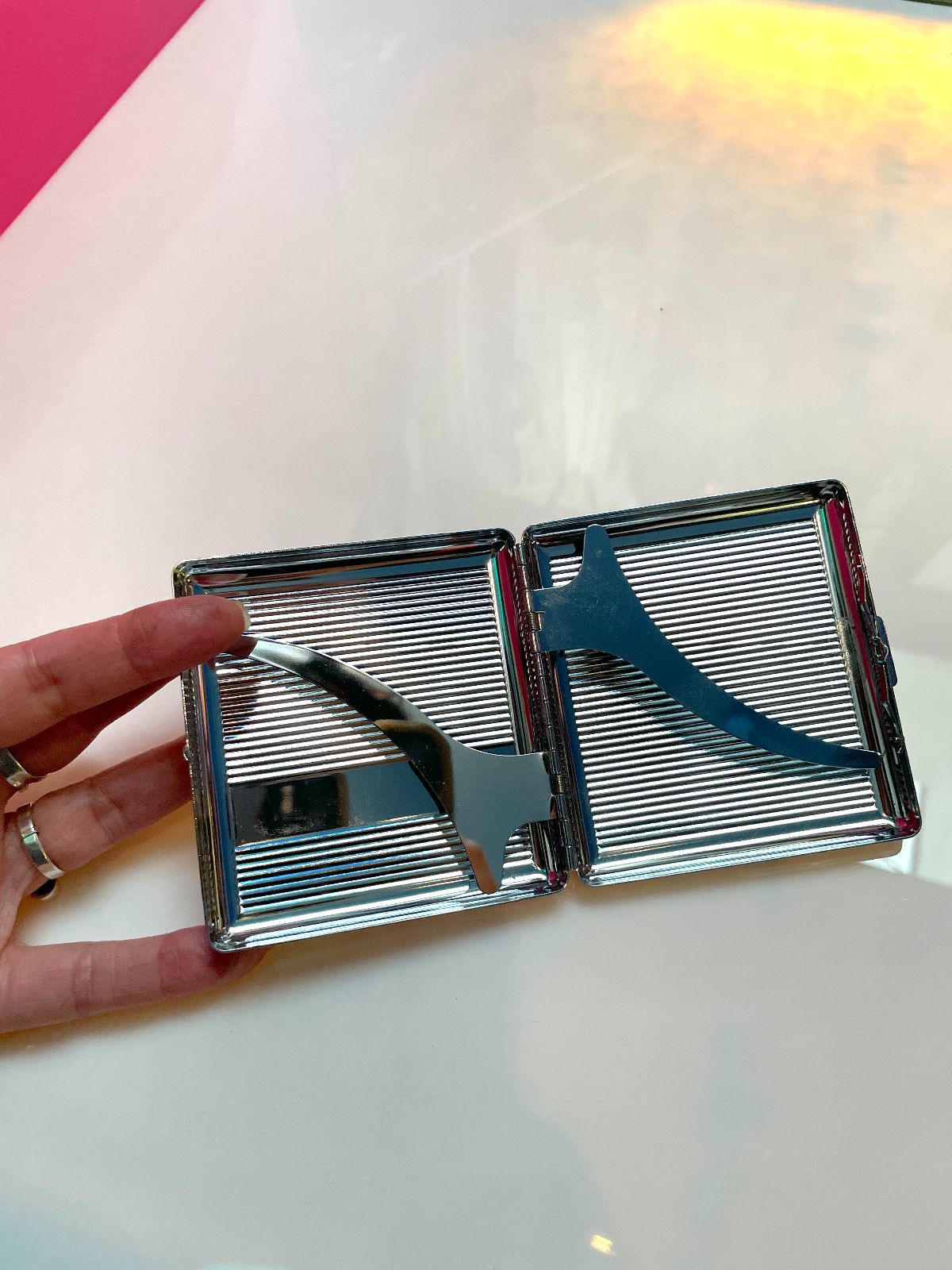 LINE DESIGN SQUARE CIGARETTE CASE in SILVER