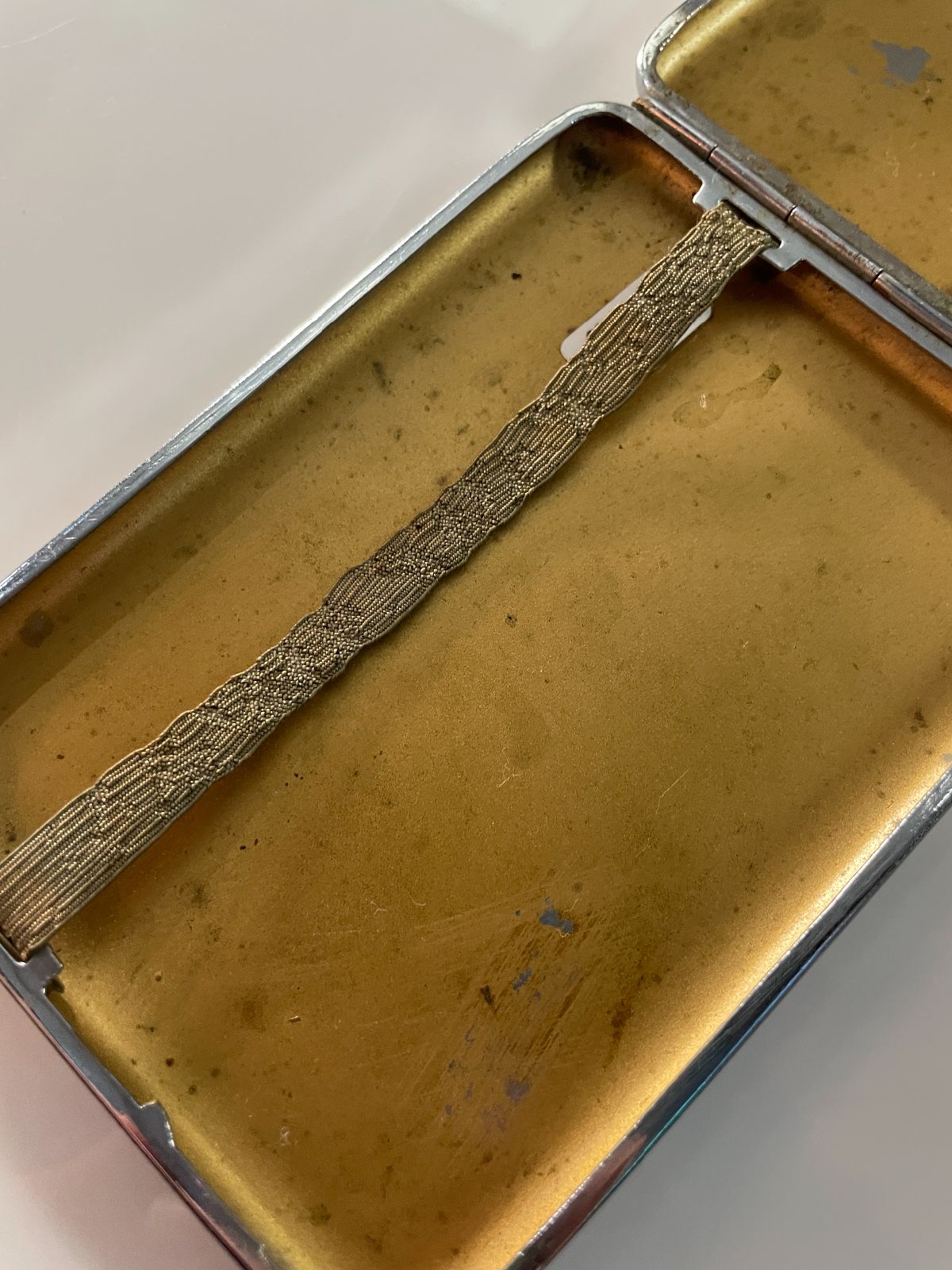 *AS-IS* 1950S TEXTURED DECO STYLE CIGARETTE CASE in SILVER, GOLD