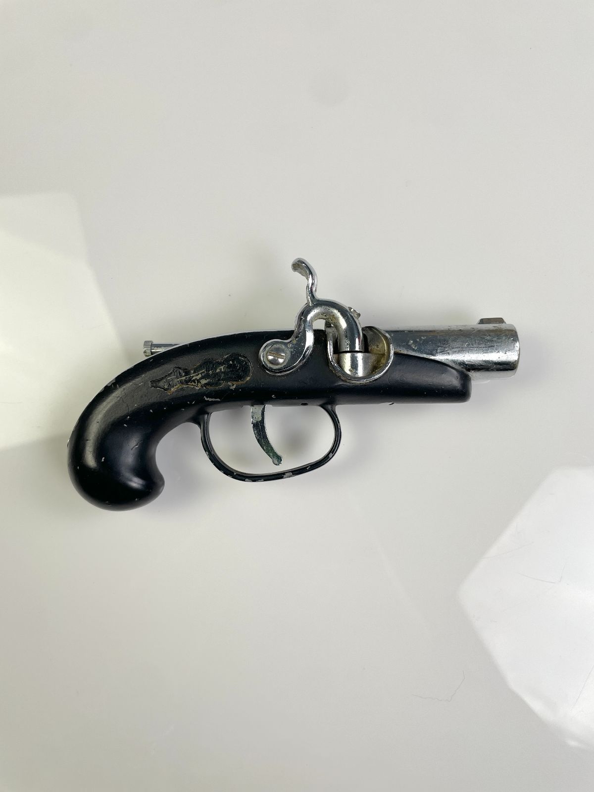 *AS-IS* BLACK METAL ANTIQUE REPLICA PISTOL DECORATIVE COLLECTIBLE WEAPON LIGHTER - MADE IN JAPAN in BLACK, SILVER