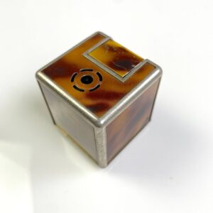 KING STAR 1950S-60S MADE IN JAPAN  METAL TORTOISE DESIGN COLLECTIBLE CUBE SHAPED TABLETOP LIGHTER in BROWN