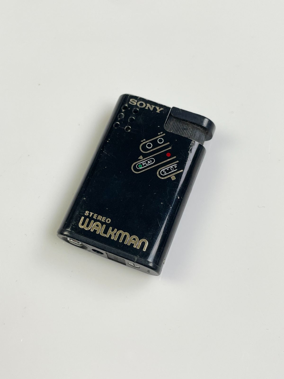 SUPER RARE! MINIATURE SONY WALKMAN ELECTRIC REFILLABLE POCKET LIGHTER in BLACK