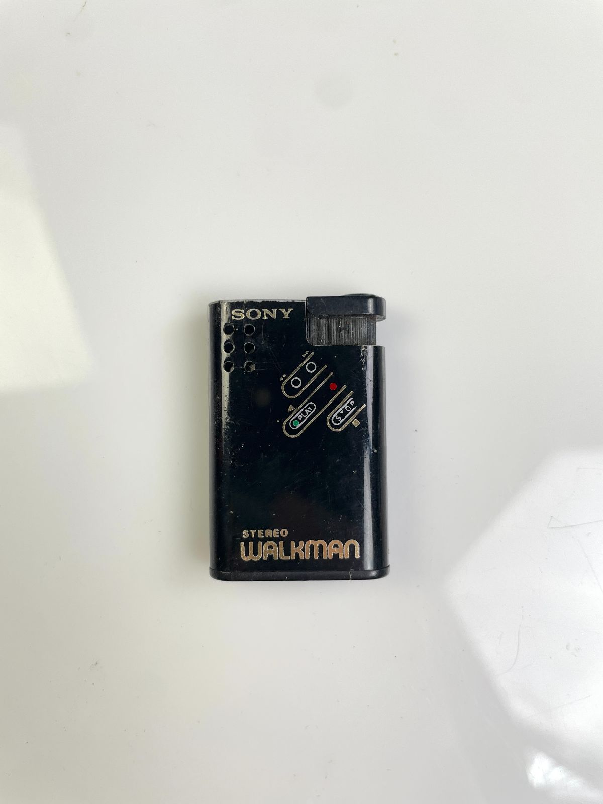 SUPER RARE! MINIATURE SONY WALKMAN ELECTRIC REFILLABLE POCKET LIGHTER in BLACK