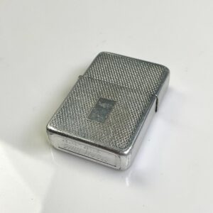 STORM KING 1950S ZIPPO STYLE REFILLABLE LIGHTER TEXTURED METAL FINISH in SILVER