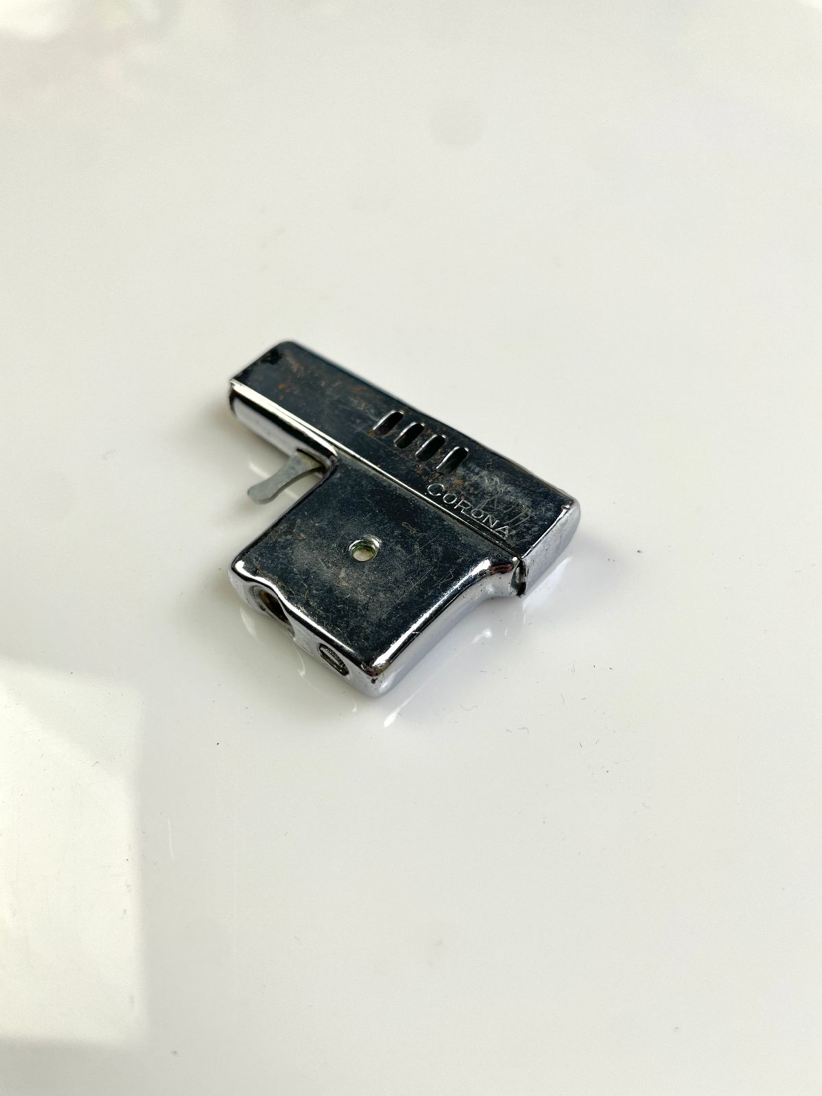 CORONA *AS-IS* COOL! NOVELTY MINIATURE PISTOL HANDGUN REFILLABLE LIGHTER in SILVER