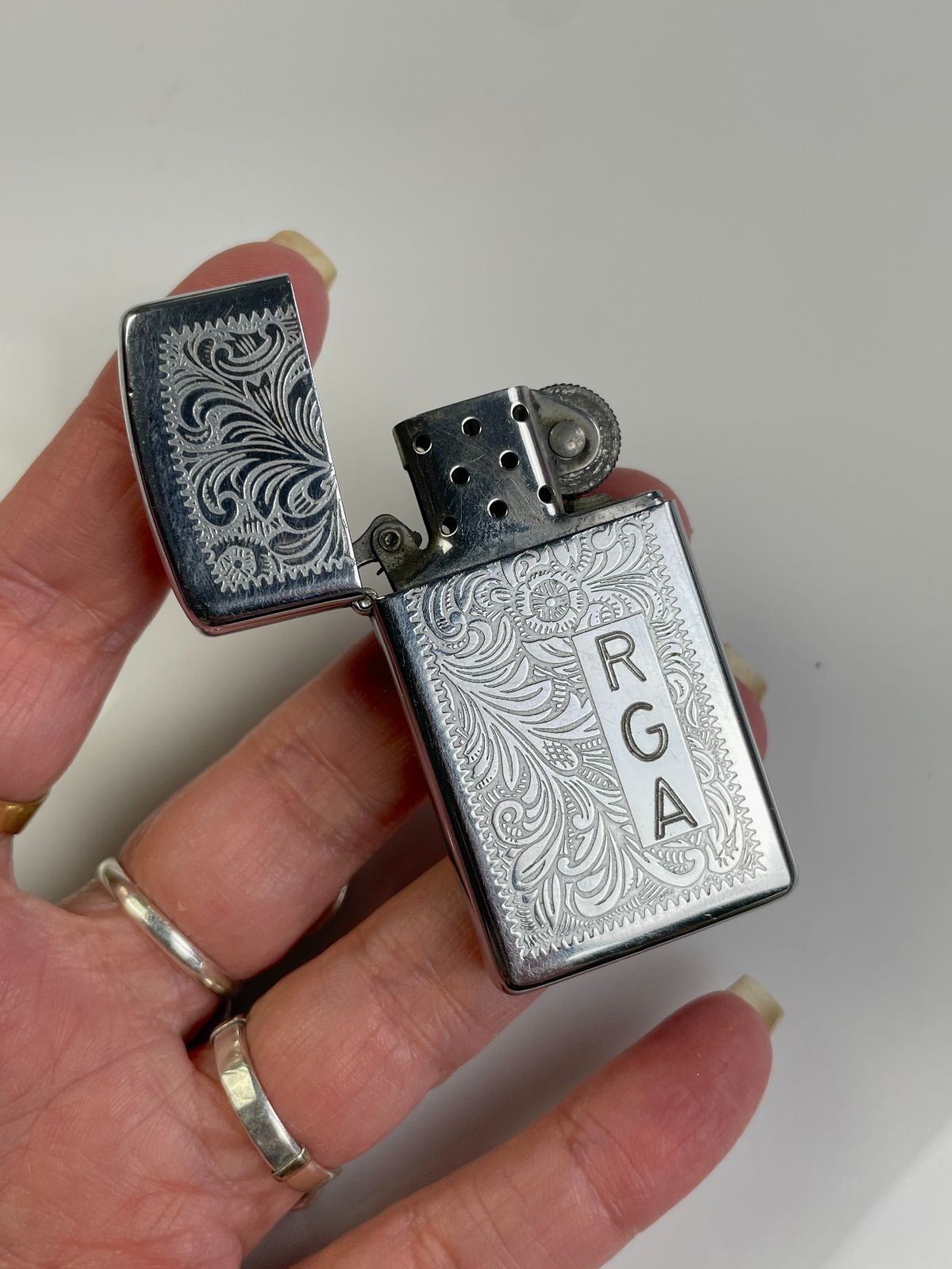 ZIPPO ENGRAVED FLORAL METAL REFILLABLE LIGHTER RGA MONOGRAM in SILVER