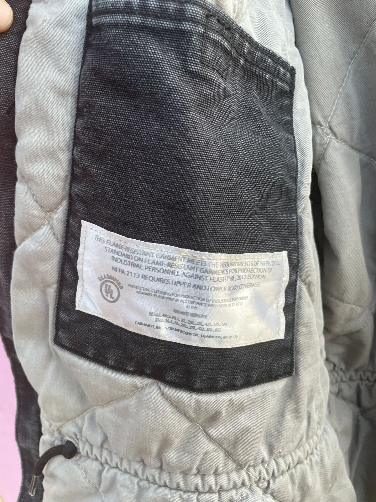 CARHARTT AS-IS DISTRESSED ZIPUP CARHARTT JACKET W/ INNER LINING in BLACK