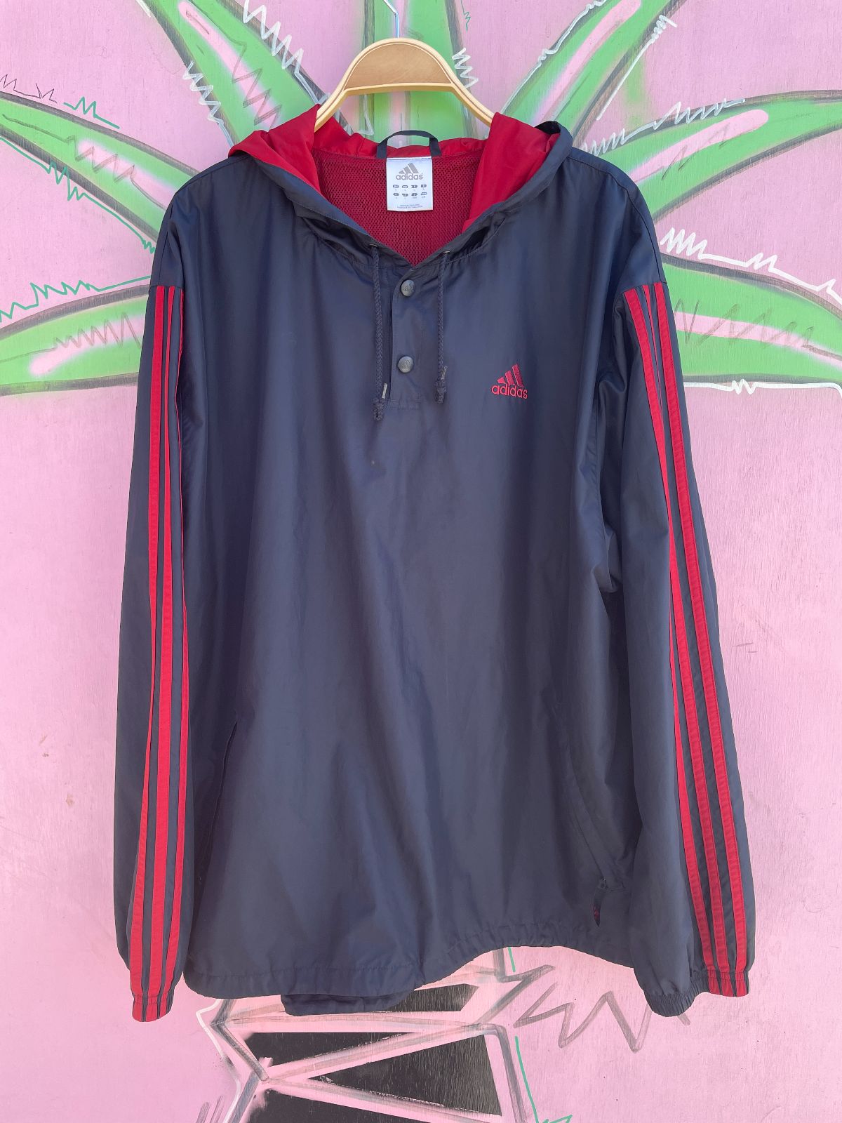 ADIDAS LATE 1990S | EARLY Y2K HOODED PULLOVER ADIDAS WINDBREAKER JACKET in NAVY, RED