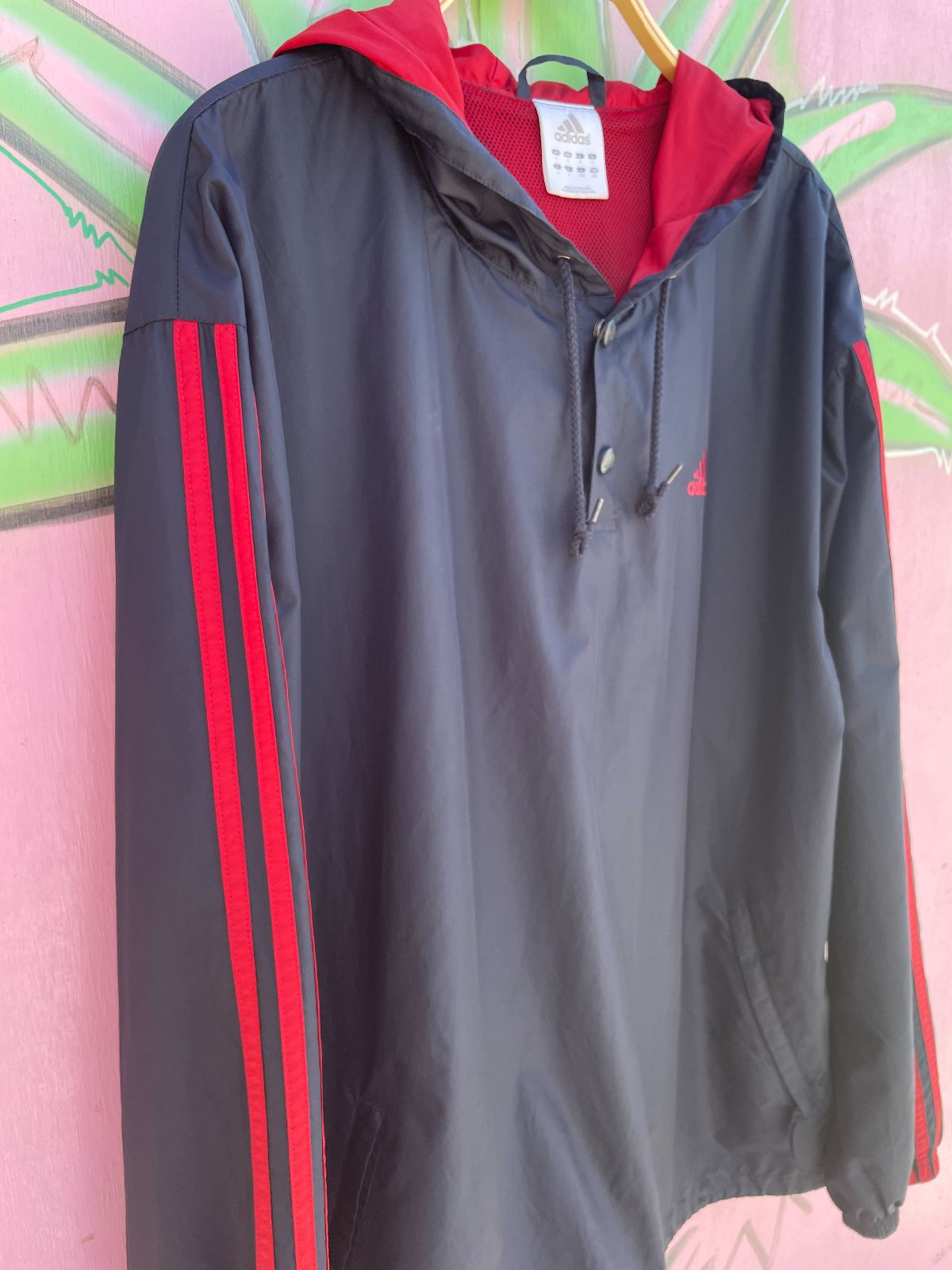 ADIDAS LATE 1990S | EARLY Y2K HOODED PULLOVER ADIDAS WINDBREAKER JACKET in NAVY, RED