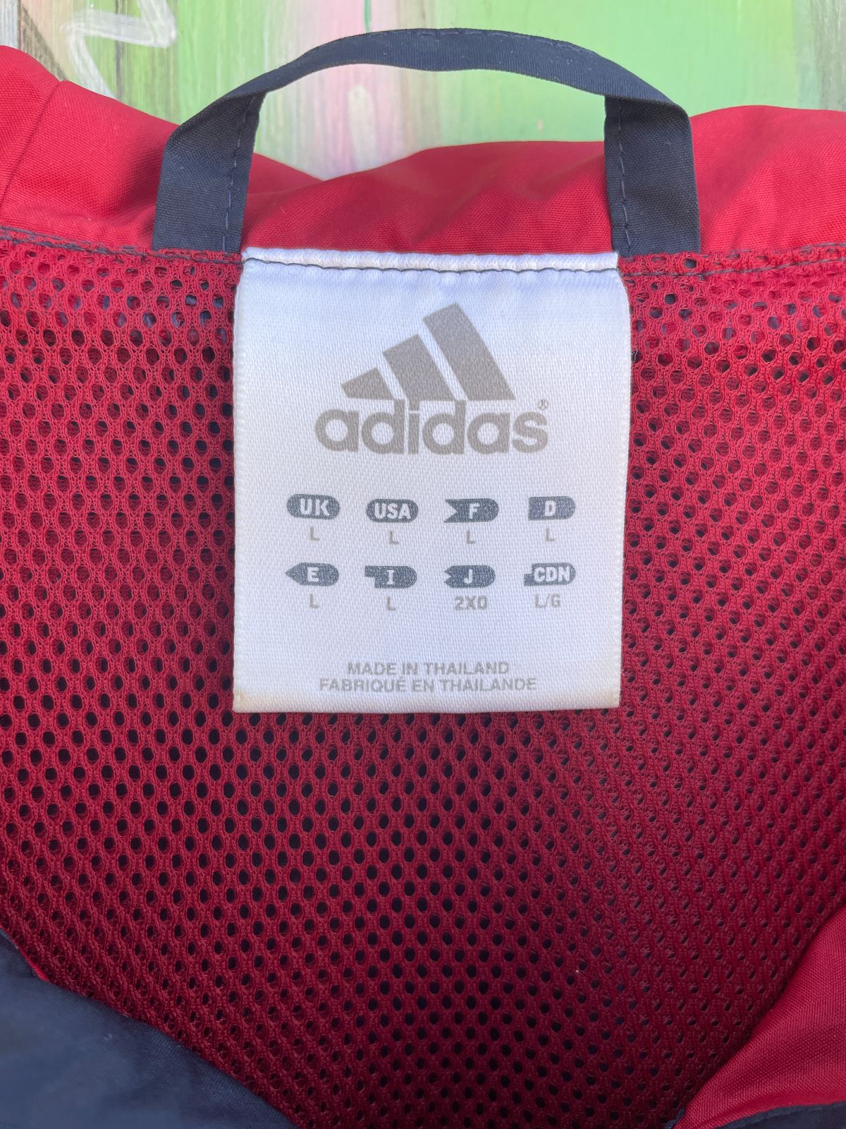 ADIDAS LATE 1990S | EARLY Y2K HOODED PULLOVER ADIDAS WINDBREAKER JACKET in NAVY, RED