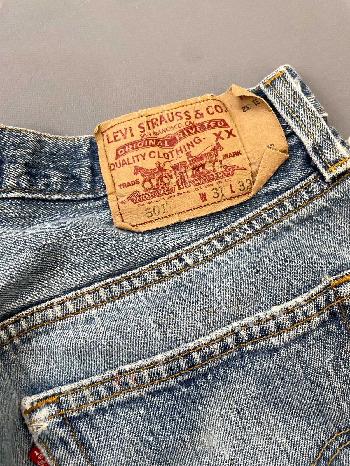LEVIS *AS-IS* SWEET! PATCHED UP LEVIS 501 CLASSIC WASH DENIM PANTS in BLUE