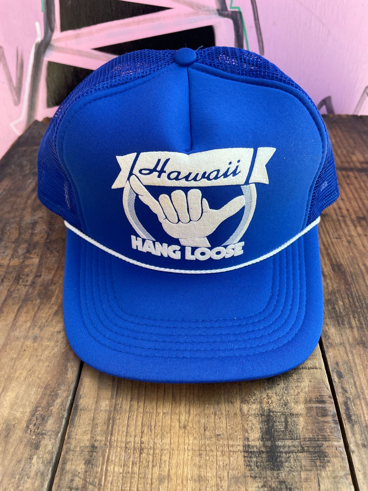 HAWAIIAN HEADWEAR HAWAII HANG LOOSE SNAPBACK TRUCKER HAT in BLUE, WHITE