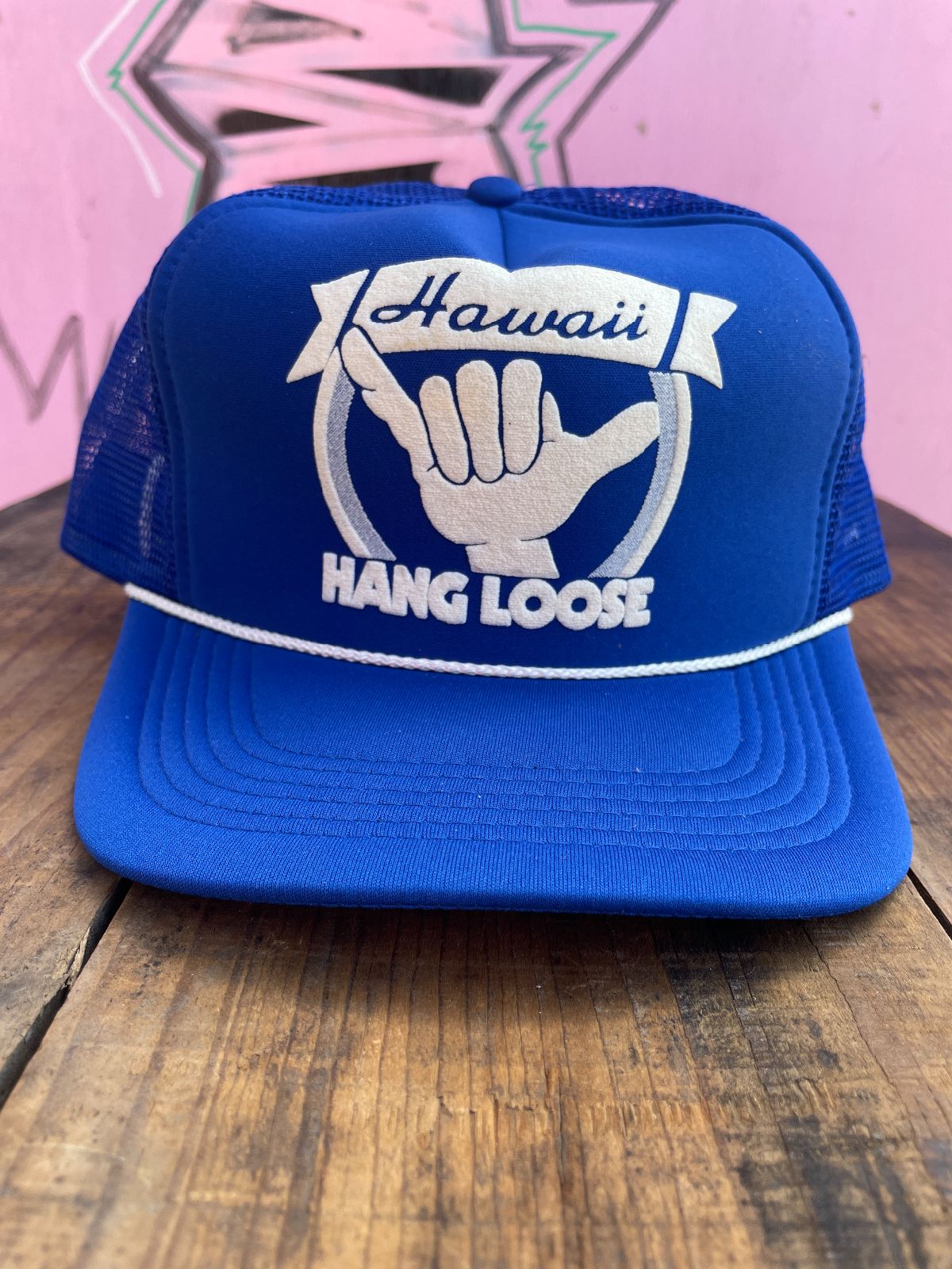 HAWAIIAN HEADWEAR HAWAII HANG LOOSE SNAPBACK TRUCKER HAT in BLUE, WHITE