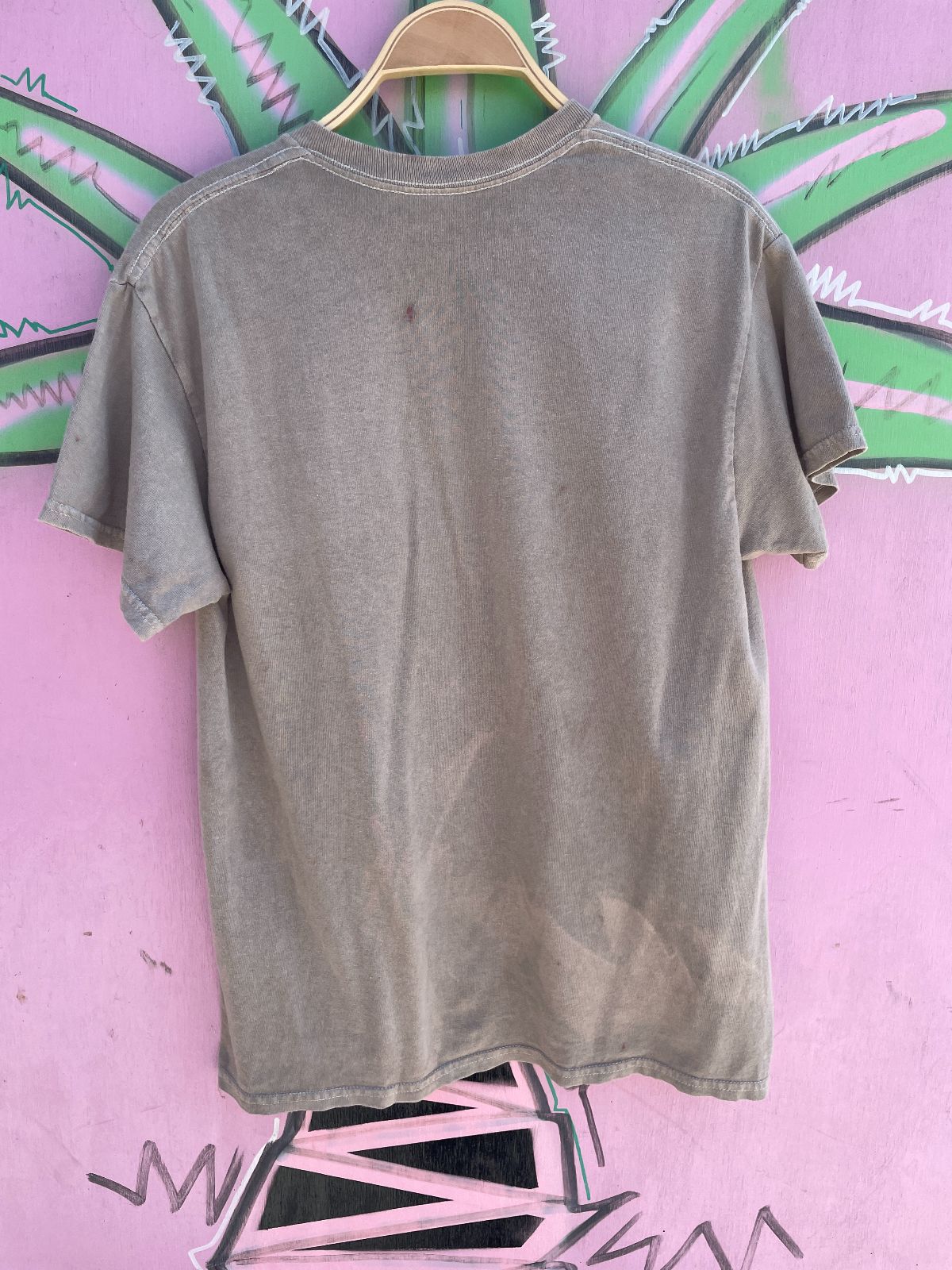 SUBLIME CLASSIC SUBLIME 40 OZ OF FREEDOM SUN ALBUM COVER GRAPHIC TEE in BEIGE