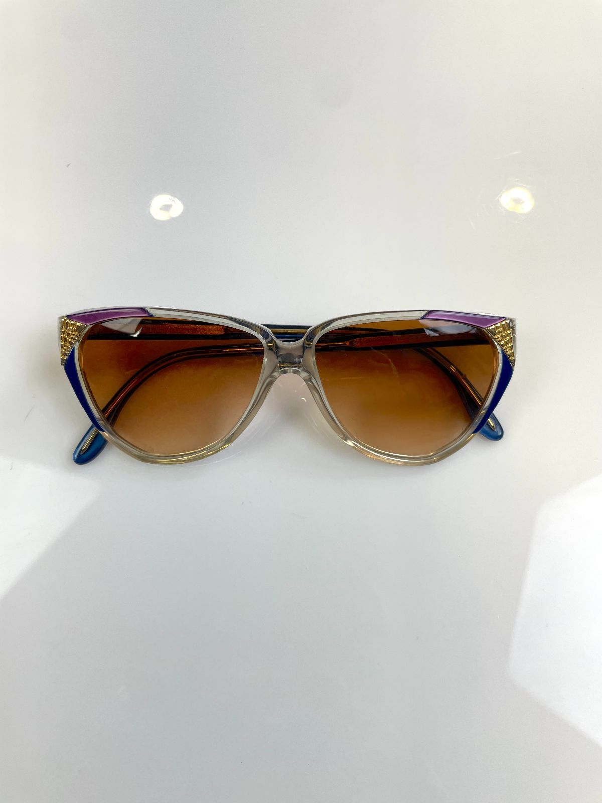 GUCCI 1980S GUCCI SUNGLASSES CUSTOM TINTED LENSES, GEOMETRIC DESIGN - MADE IN ITALY in PURPLE
