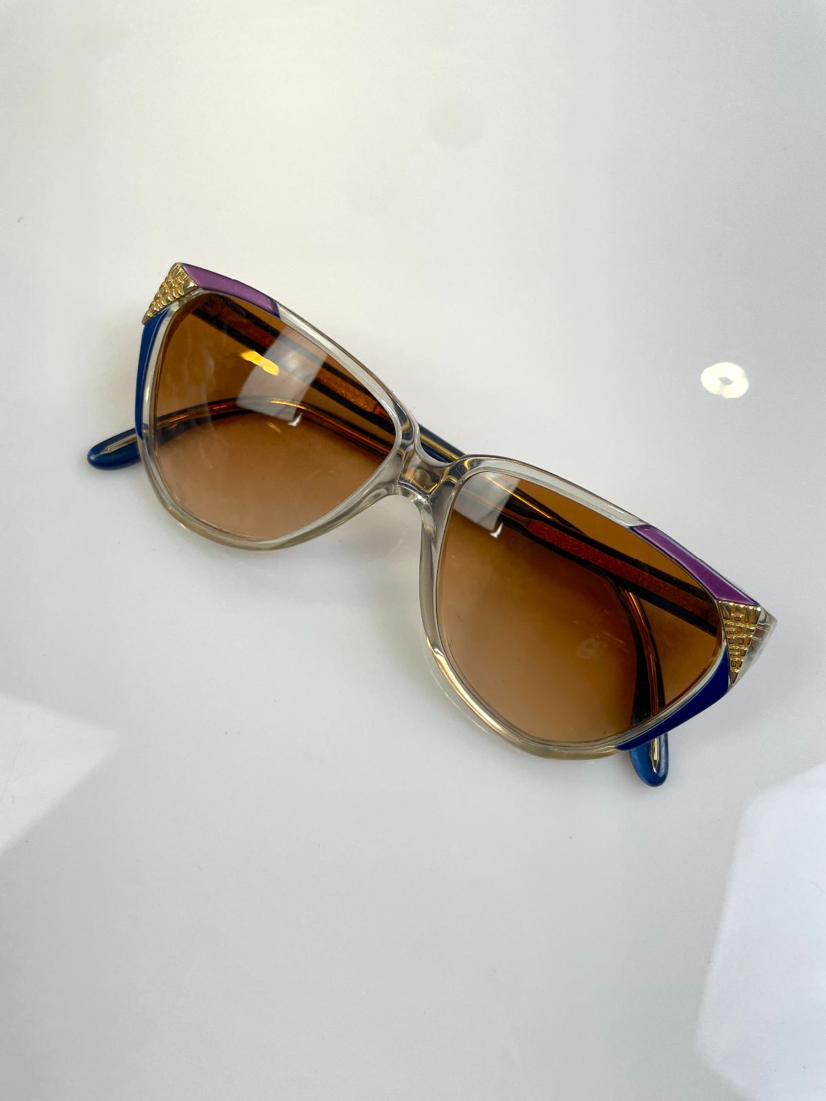 GUCCI 1980S GUCCI SUNGLASSES CUSTOM TINTED LENSES, GEOMETRIC DESIGN - MADE IN ITALY in PURPLE
