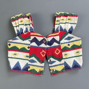 AMY BYER *AS-IS* ADORB! 1990S AZTEC PRINT FRONT BUTTON CROPPED TOP in WHITE, RED