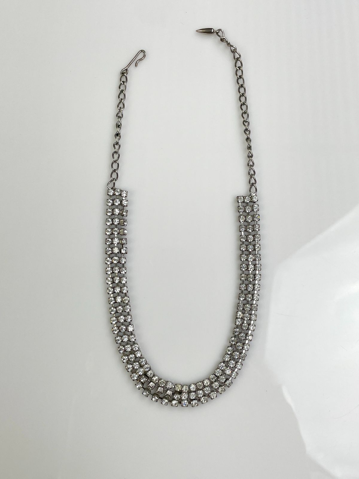 THREE ROW RHINESTONE COLLAR NECKLACE WITH FISH HOOK CLASP in SILVER