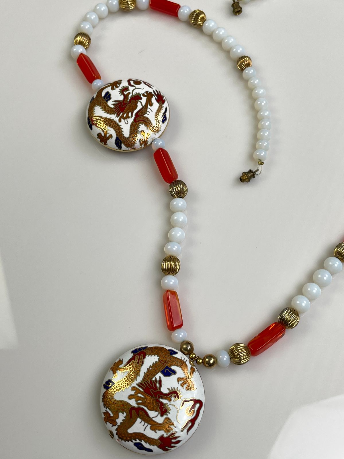 CHINESE DRAGON BEADED NECKLACE WITH SCREW BARREL CLASP in ORANGE, WHITE, GOLD