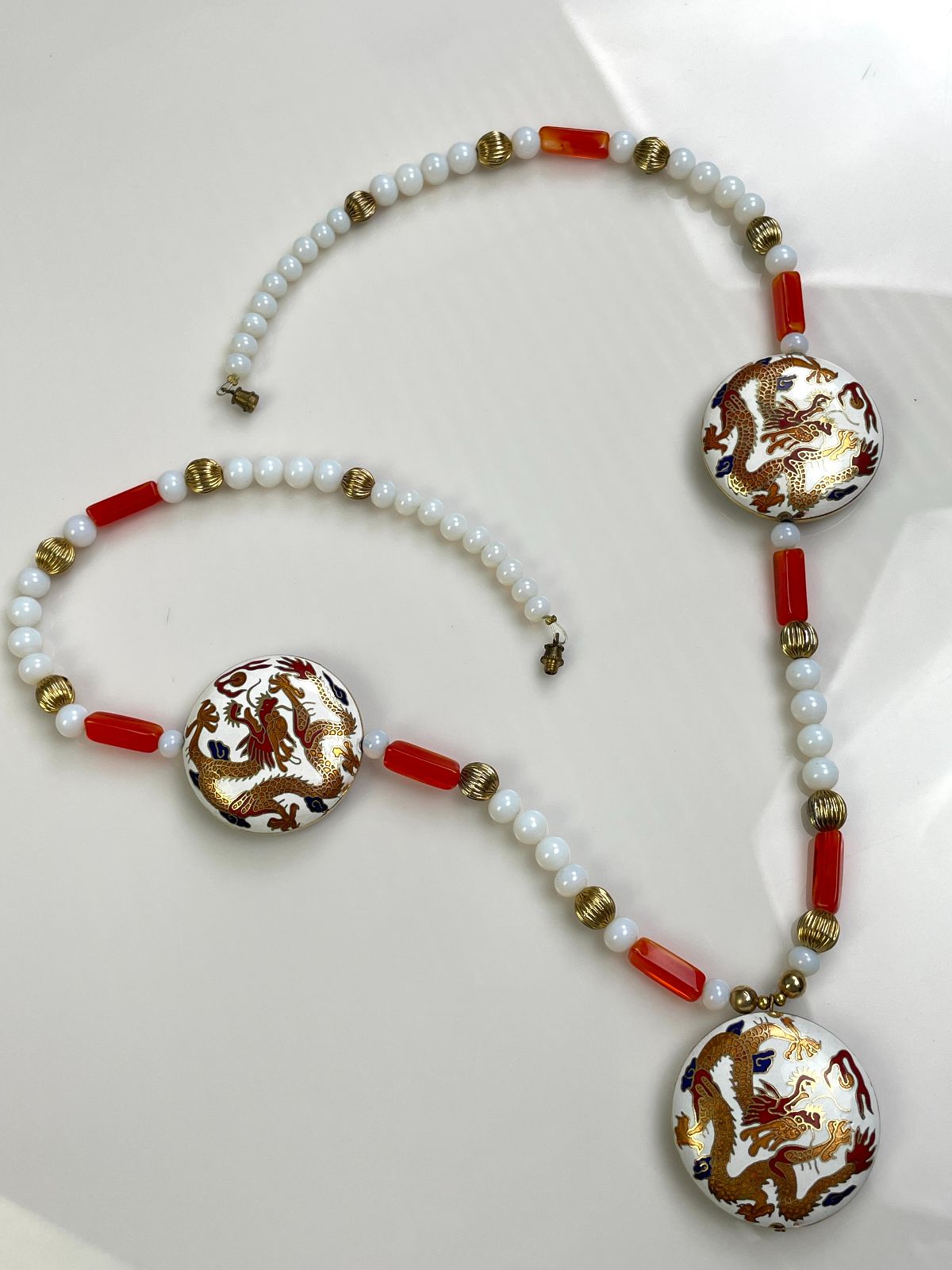 CHINESE DRAGON BEADED NECKLACE WITH SCREW BARREL CLASP in ORANGE, WHITE, GOLD