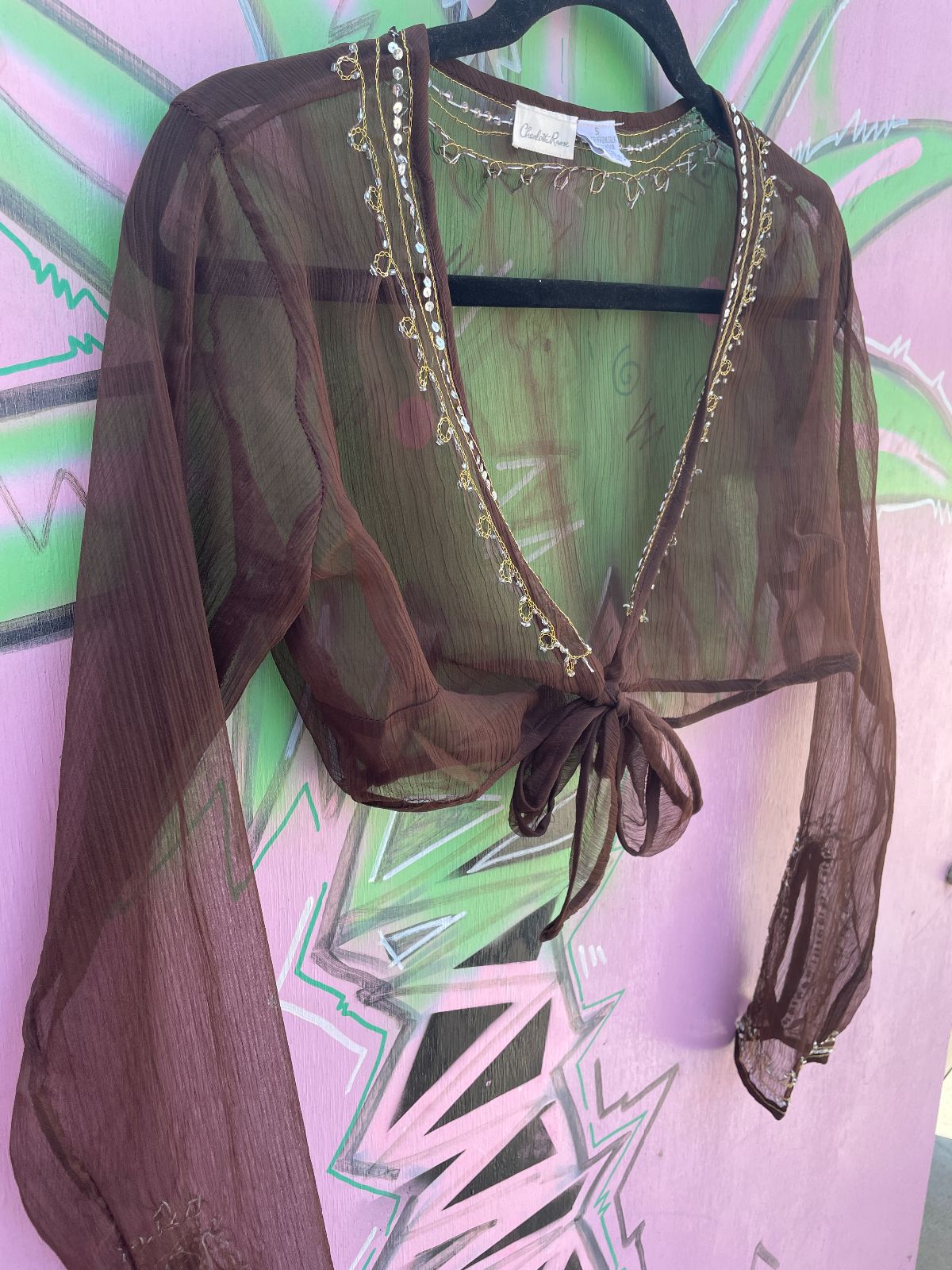 CHARLOTTE RUSSE CUTE! Y2K! DEADSTOCK! SHEER EMBROIDERED & BEADED CROPPED TIE FRONT BLOUSE in BROWN, GOLD