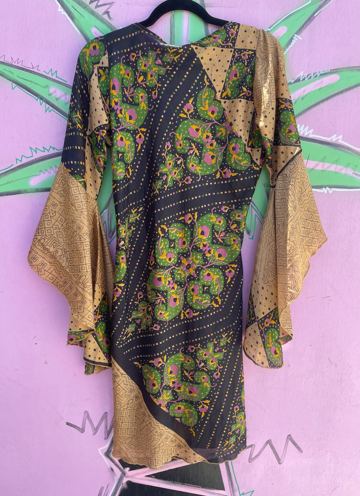 SILKY INDIAN GEOMETRIC PAISLEY PRINT V-NECK TUNIC DRESS, DASHIKI STYLE ANGEL SLEEVES in TAN, BLACK