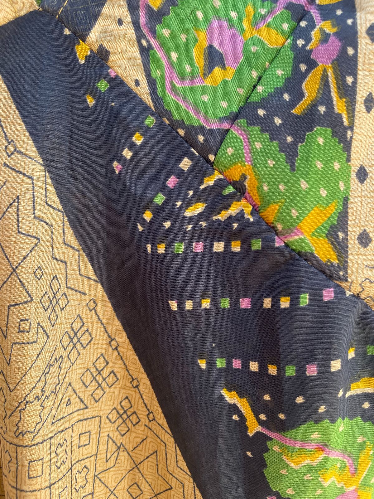 SILKY INDIAN GEOMETRIC PAISLEY PRINT V-NECK TUNIC DRESS, DASHIKI STYLE ANGEL SLEEVES in TAN, BLACK