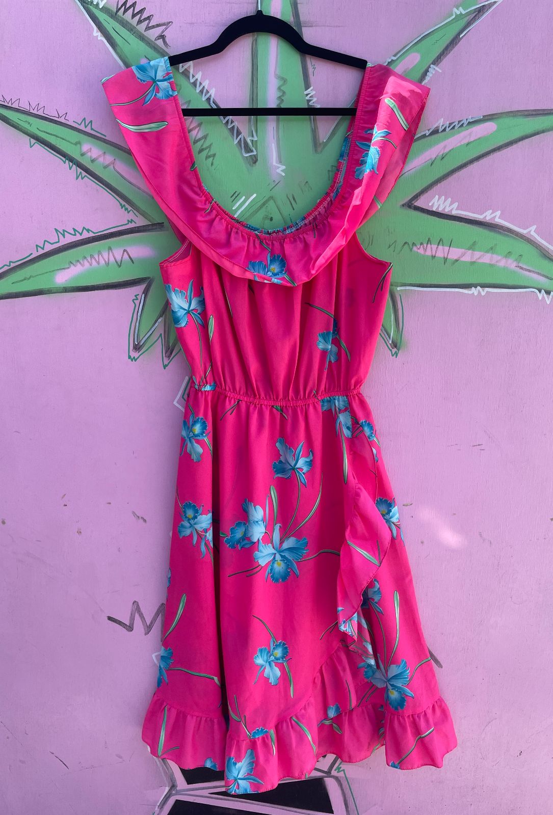 CASUAL WEAR *AS-IS* 1980S NEON PINK HAWAIIAN TROPICAL PRINT OFF THE SHOULDER RUFFLE MIDI DRESS in PINK, BLUE, GREEN