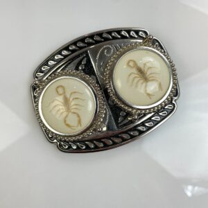RAD! DOUBLE SCORPION BELT BUCKLE in SILVER, WHITE