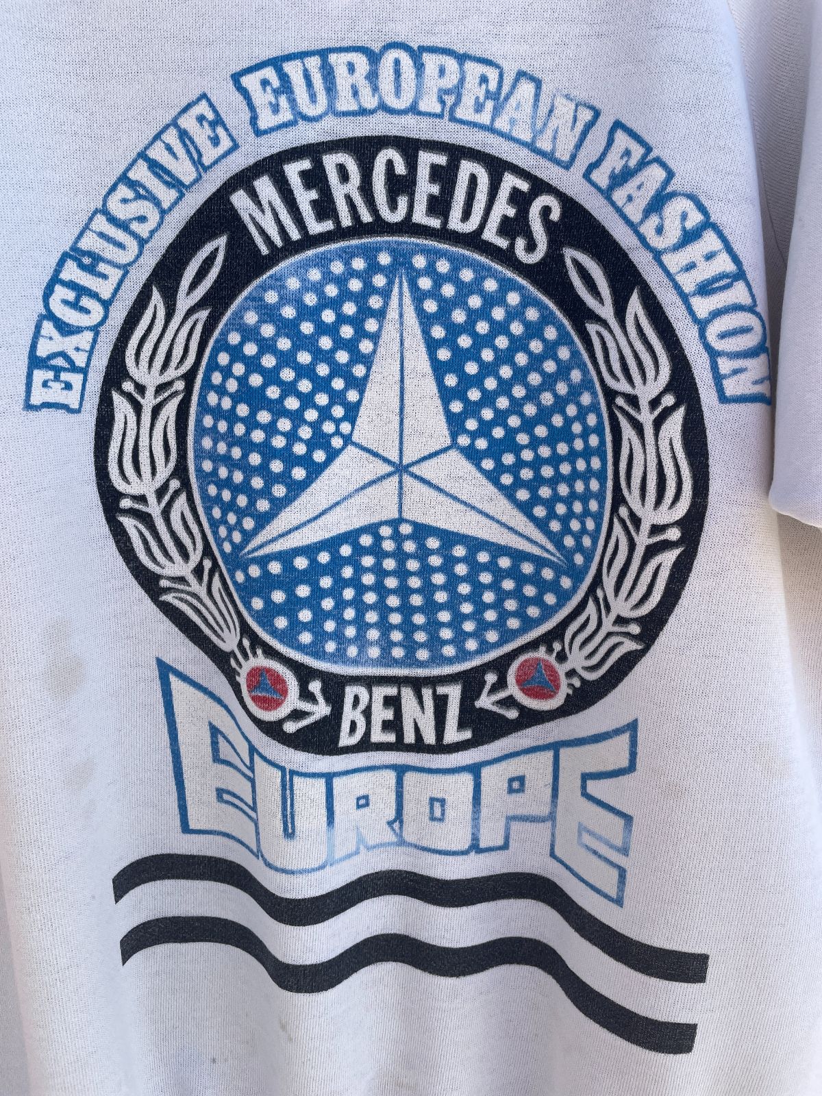 AMERICAS FINEST *AS-IS* MERCEDES BENZ CUT SLEEVE SWEATSHIRT in WHITE