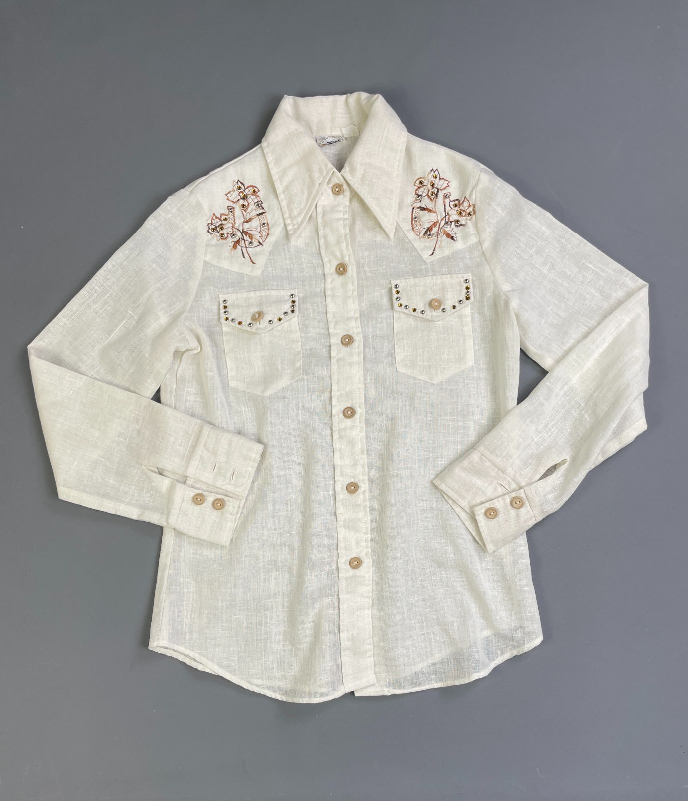 KENNINGTON 1970S SHEER GAUZE EMBROIDERED & RHINESTONE STUDDED LONG SLEEVE BUTTON DOWN SHIRT in CREME