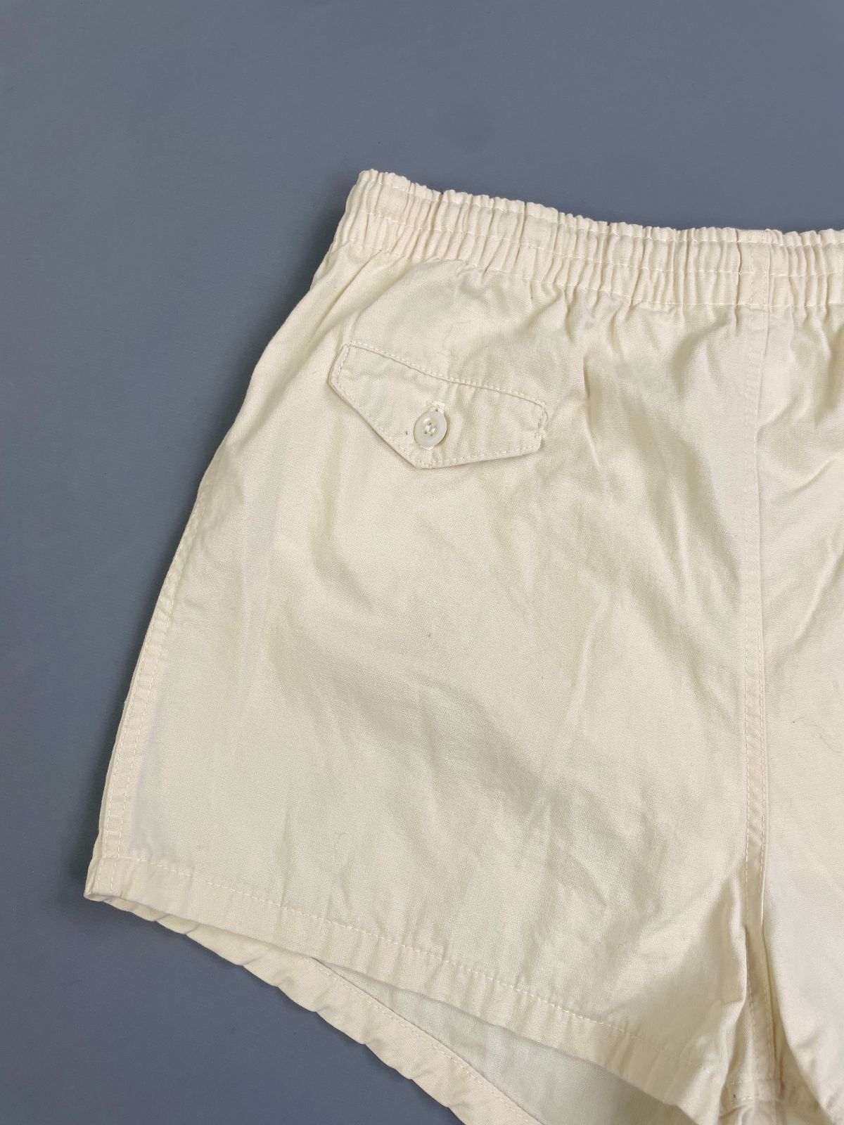 THE GERDON BERNARD CO. INC 1950S 100% COTTON JOYLAND PARK SWIMMER SHORTS, MESH LINING in CREME