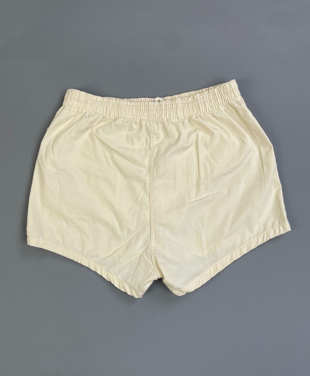 THE GERDON BERNARD CO. INC 1950S 100% COTTON JOYLAND PARK SWIMMER SHORTS, MESH LINING in CREME