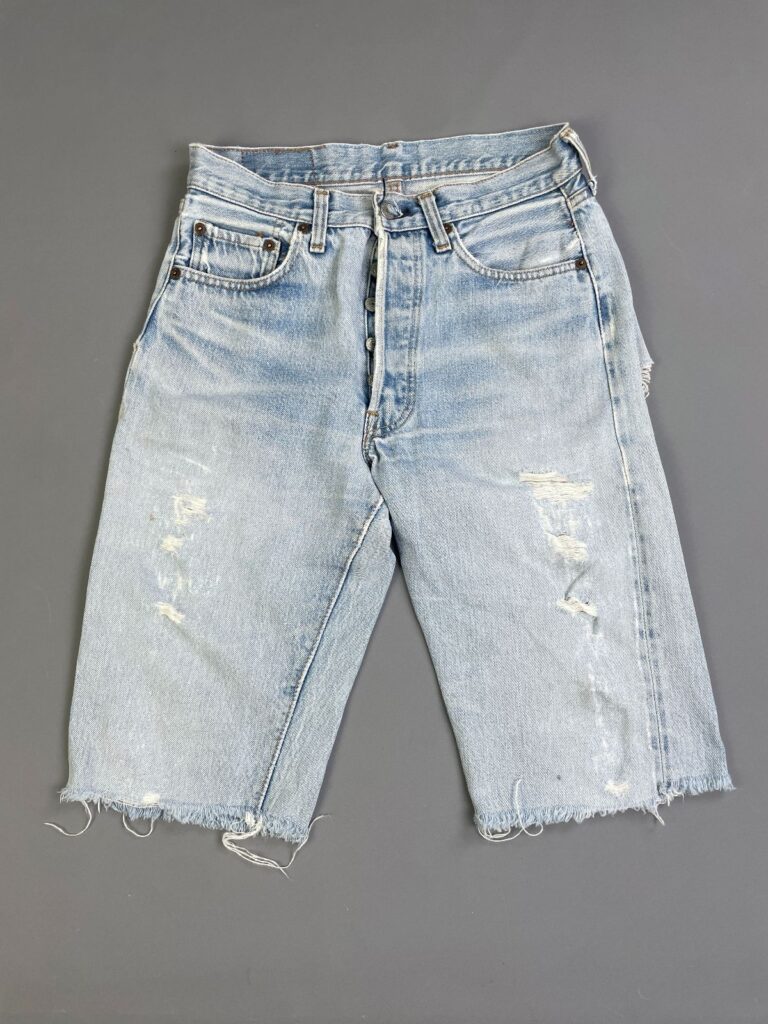 RAD! TOTALLY TRASHED VTG LEVIS 501 CUT OFF DENIM SHORTS JORTS - LONG CUT - SELVEDGE
