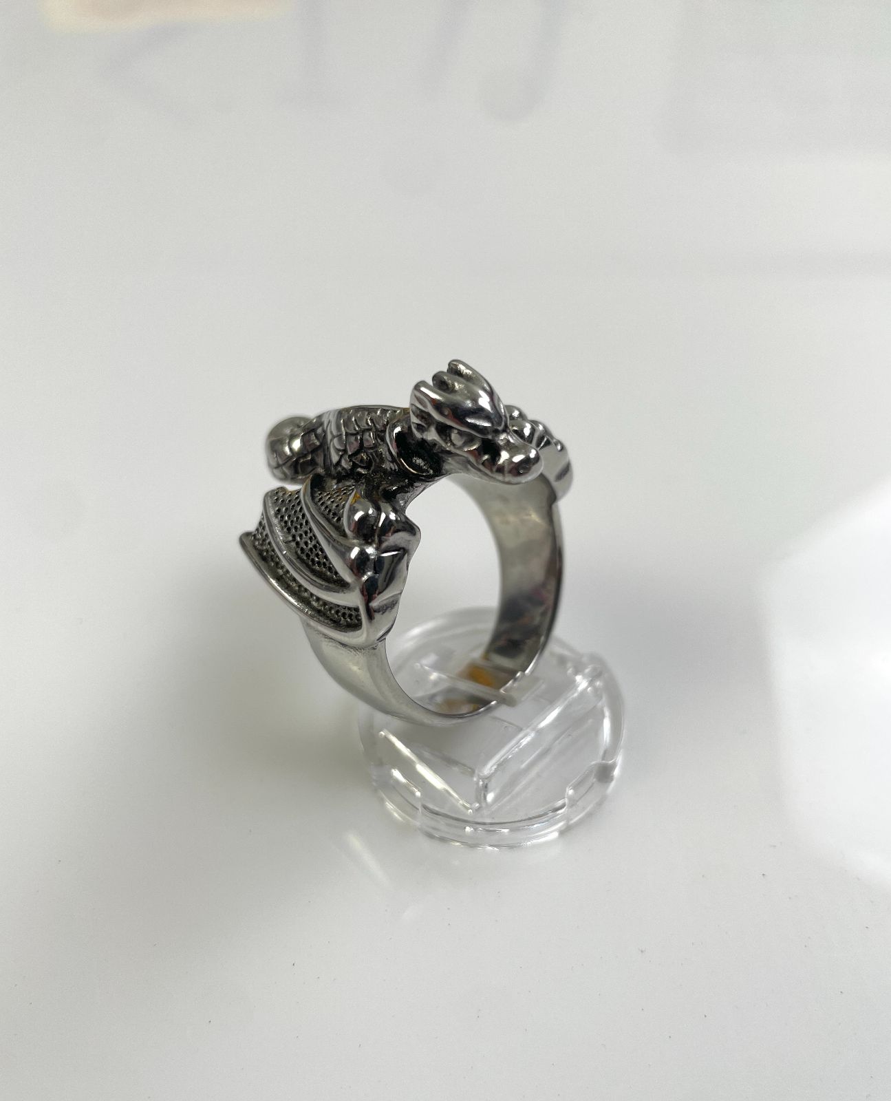 FLYING DRAGON RING HIGH POLISHED BLACKENED STAINLESS STEEL in SILVER