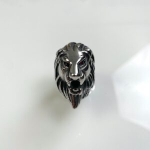 LIONS HEAD RING HIGH POLISHED BLACKENED STAINLESS STEEL, JEWEL EYES in SILVER, RED